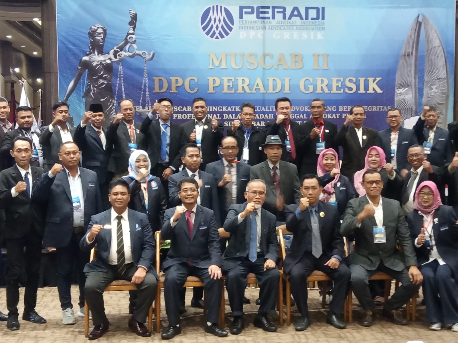 Anggota PERADI KALBAR